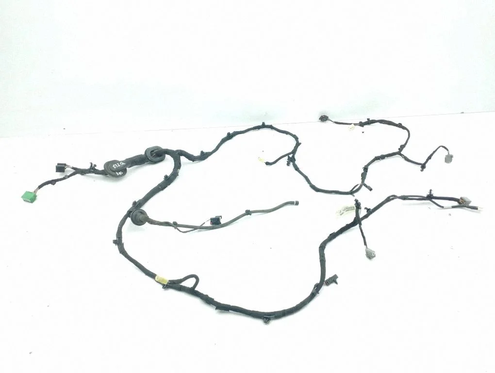 Tailgate/trunk wiring harness P68165485AE