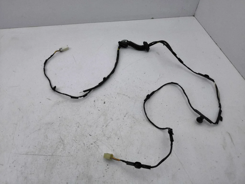 Tailgate/trunk wiring harness