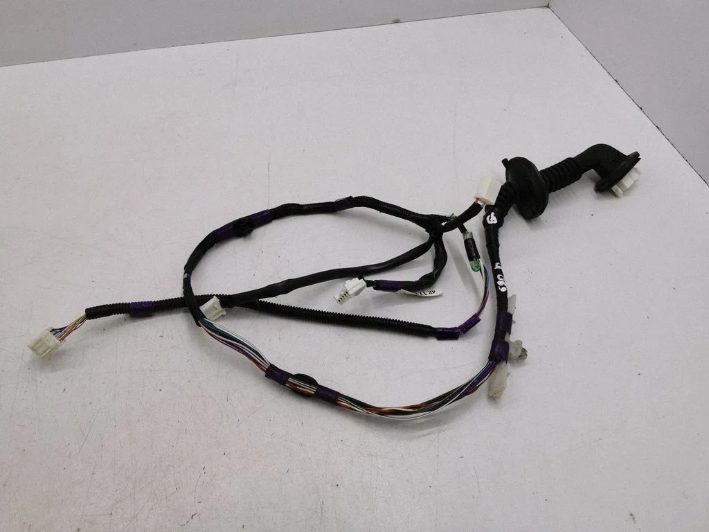 Tailgate/trunk wiring harness – Toyota RAV 4 (XA40) (2012-2018)