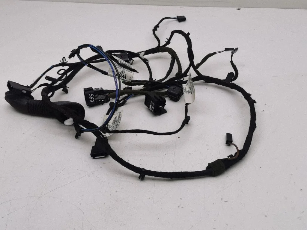 Tailgate/trunk wiring harness 20960935