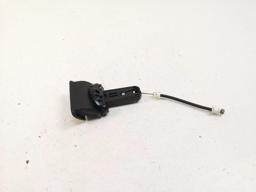 Hand parking brake switch 8683396
