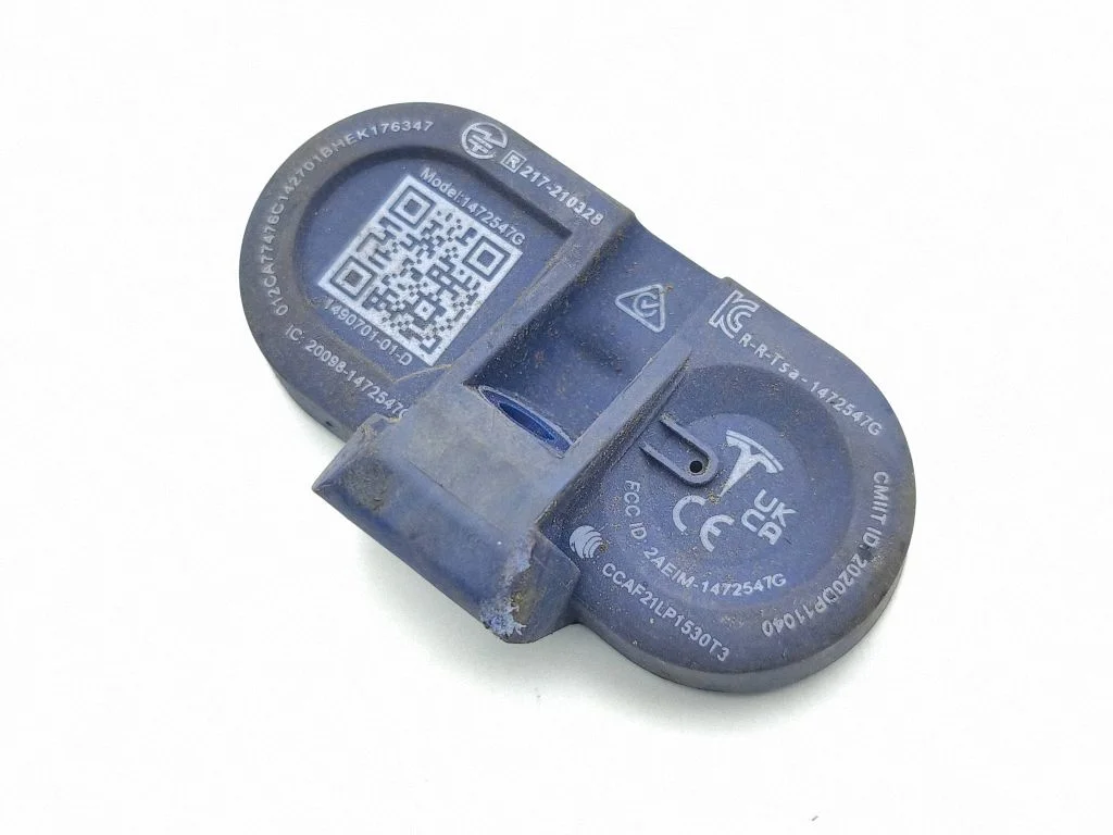 Tire pressure sensor – Tesla Model Y (2020-)