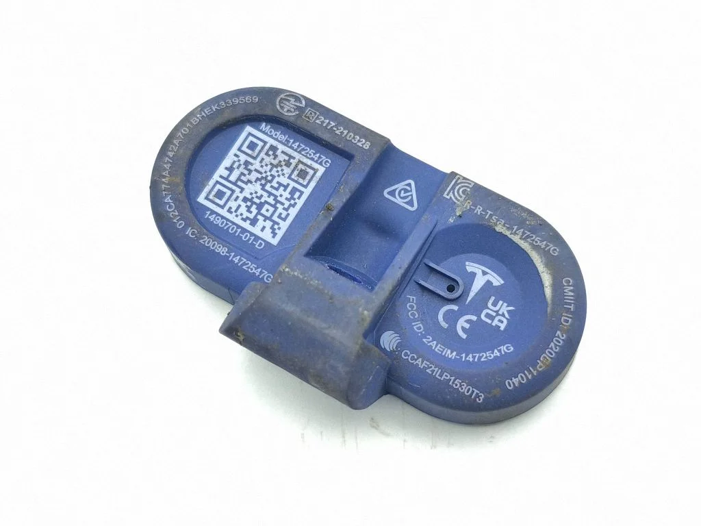 Tire pressure sensor – Tesla Model Y (2020-)