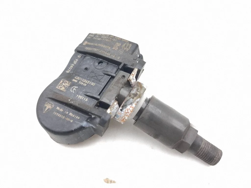 Tire pressure sensor 107481200B