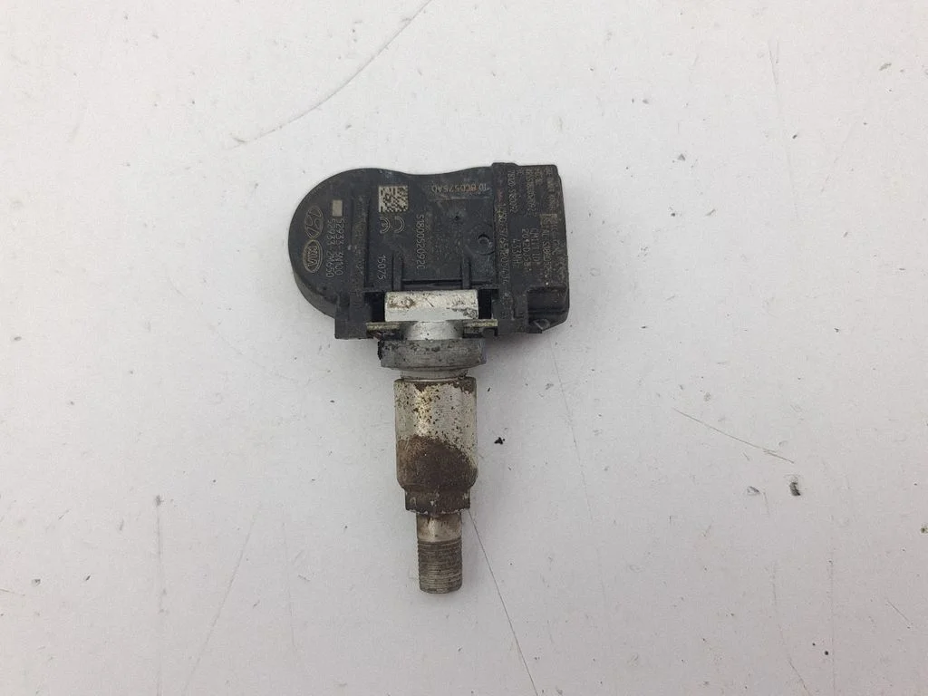 Tire pressure sensor – Hyundai Santa Fe (2013-2017)