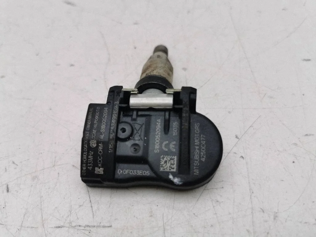 Riepu spiediena sensors 42150C477