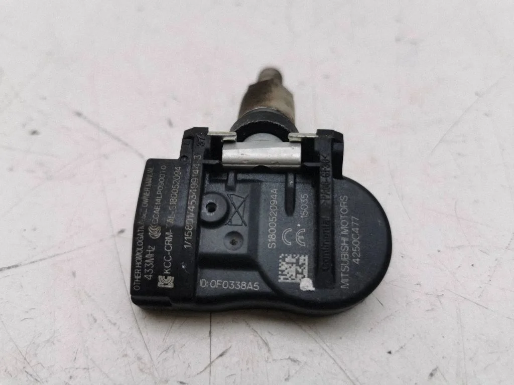 Riepu spiediena sensors 42150C477