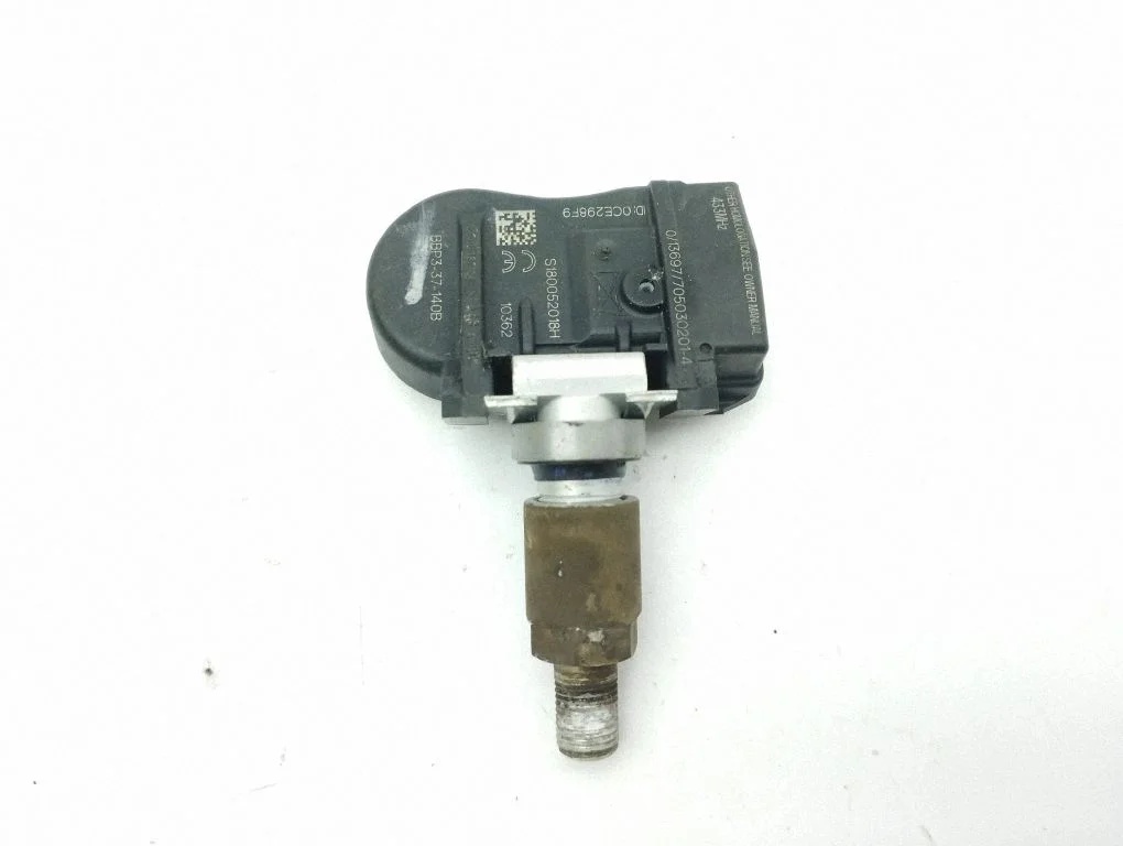 Riepu spiediena sensors
