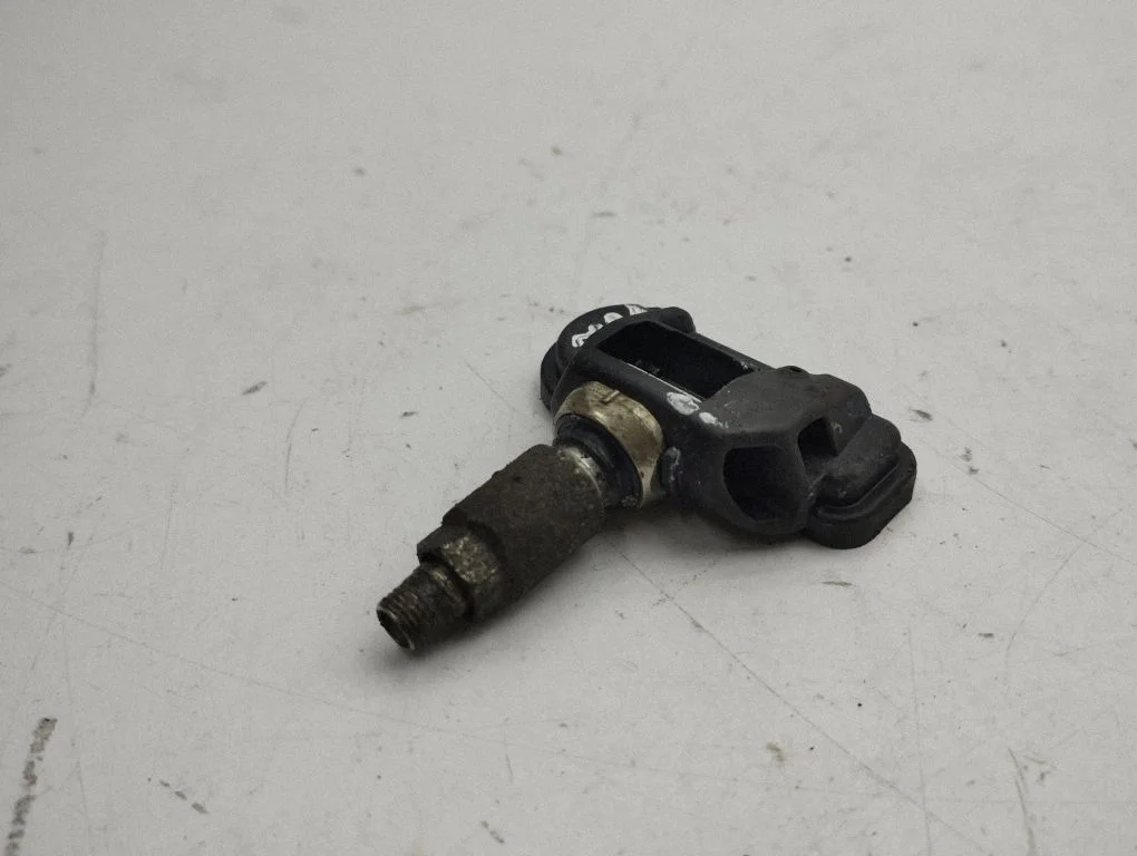 Tire pressure sensor A0009050030