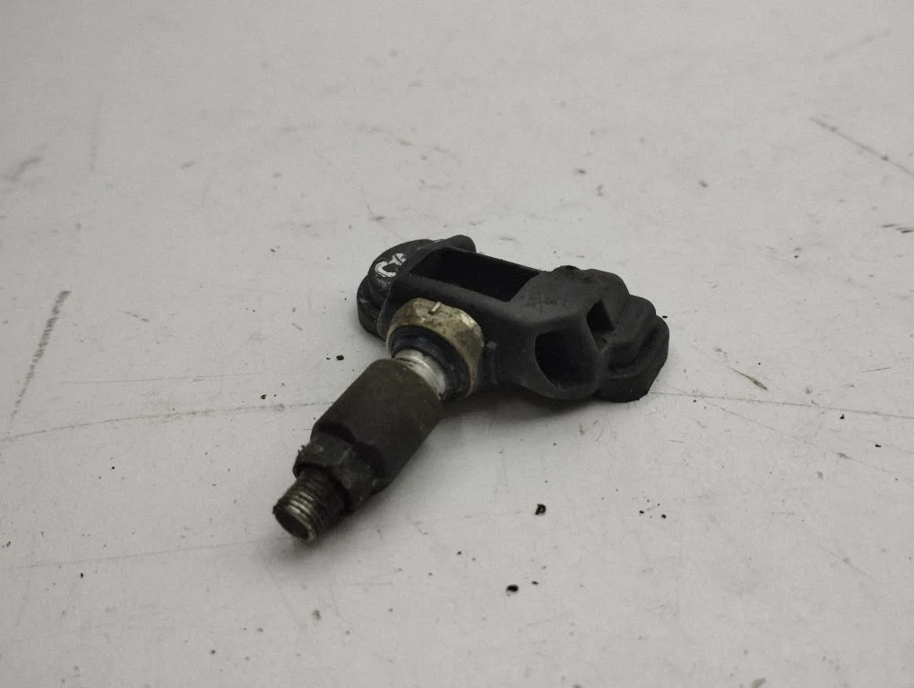 Tire pressure sensor A0009050030