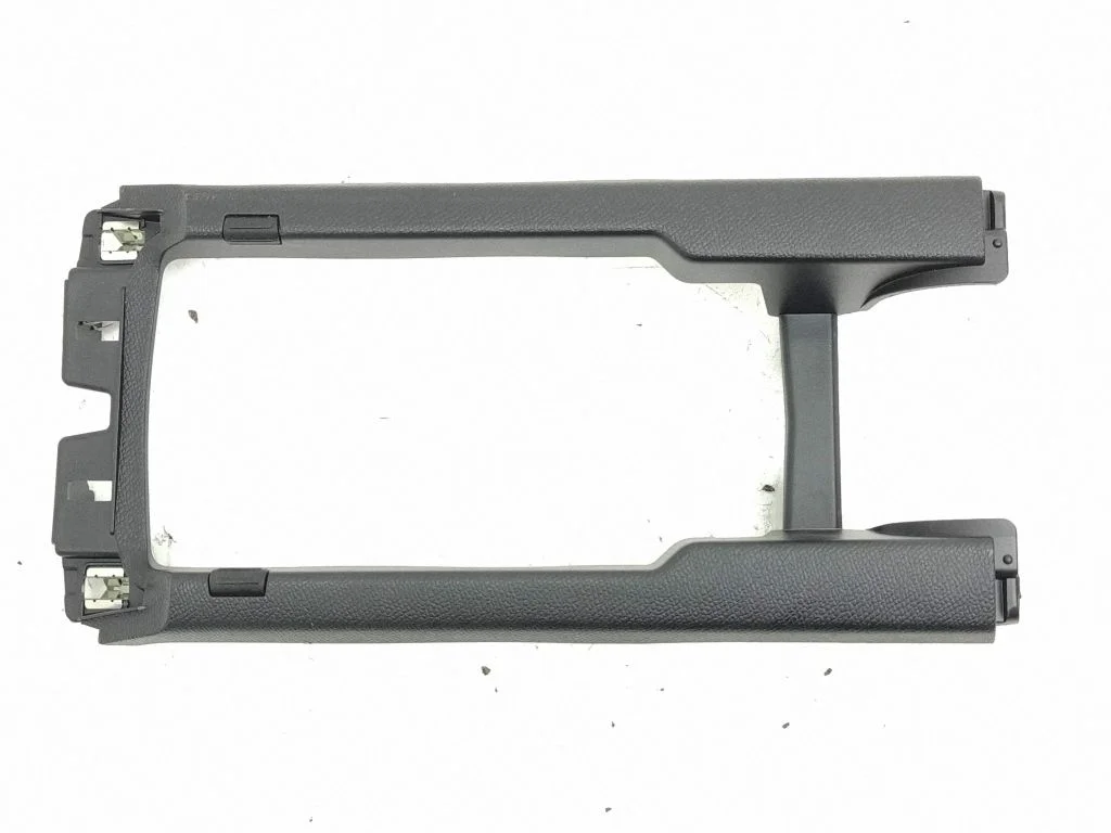Muu keskkonsooli (tunneli) osa 116767A0