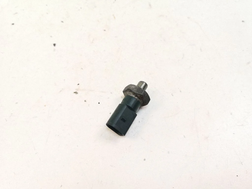 Oil pressure sensor