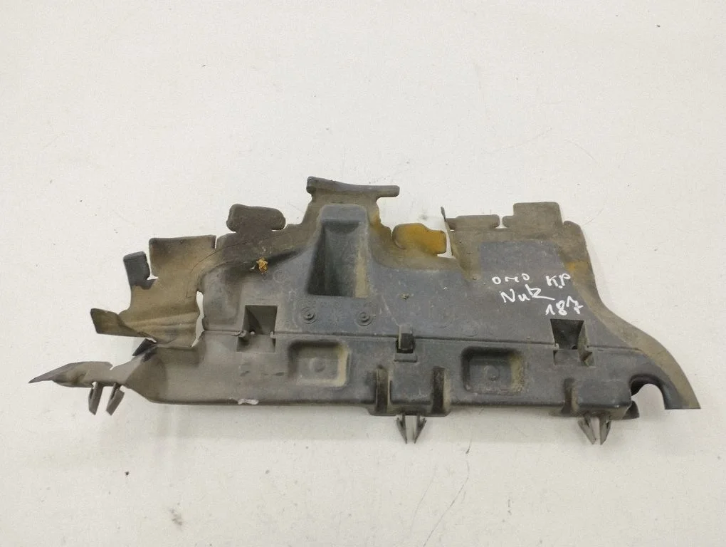 Intercooler air channel guide 9651546880