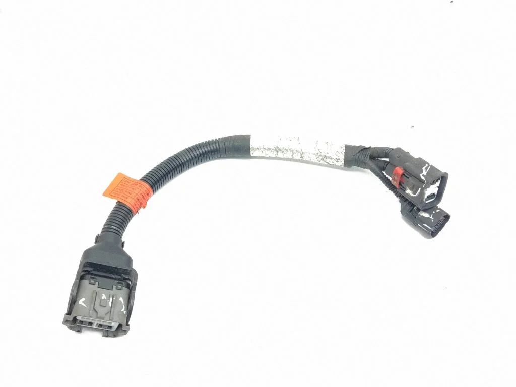 Muud juhtmed / juhtmestik D456396100