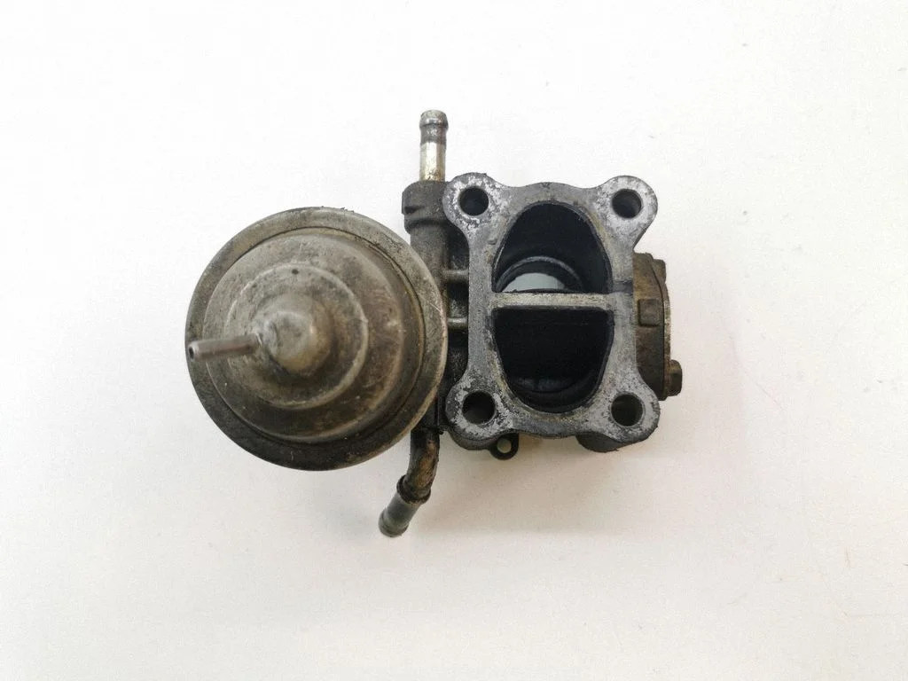 Engine shut-off valve