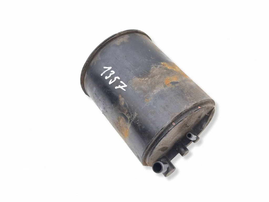 Active carbon filter fuel vapour canister