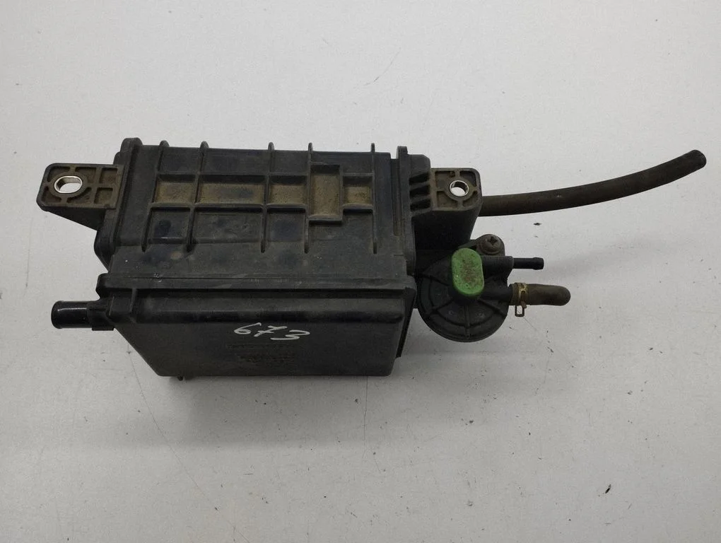 Active carbon filter fuel vapour canister F6690