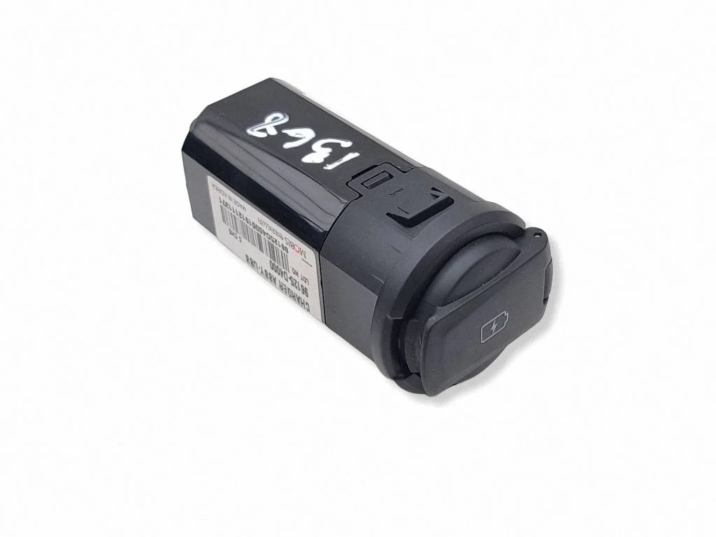 Gniazdo USB 96125D4000