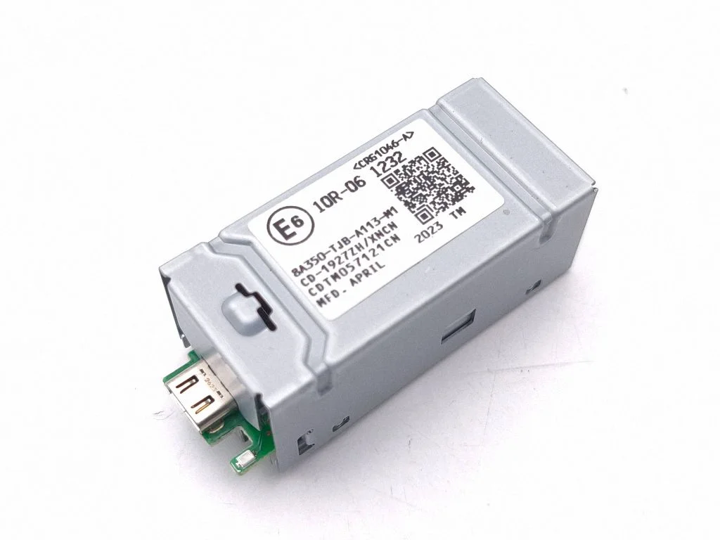 USB-pesa 8A350TJBA113M1