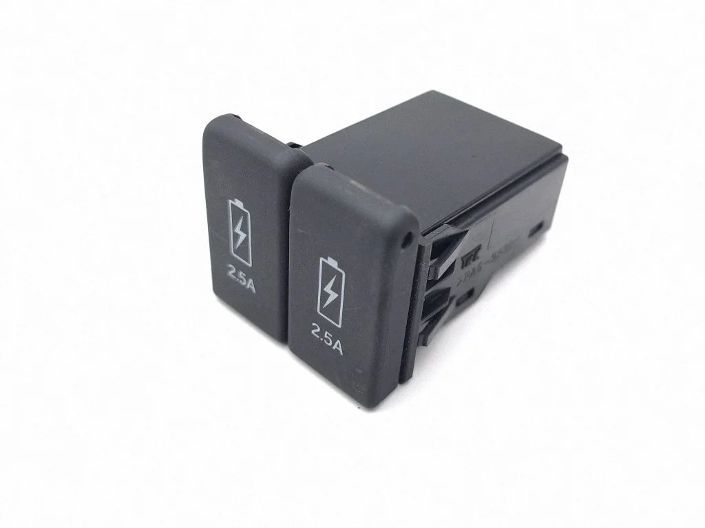 USB socket connector – Honda CR-V (2017-2022)