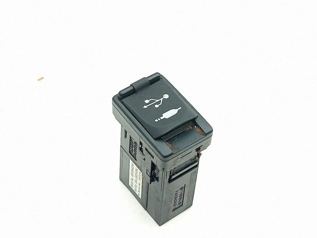 USB ligzda 8619042040