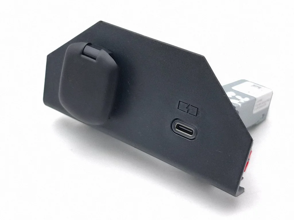 USB socket connector – Toyota C-HR II (2023-)