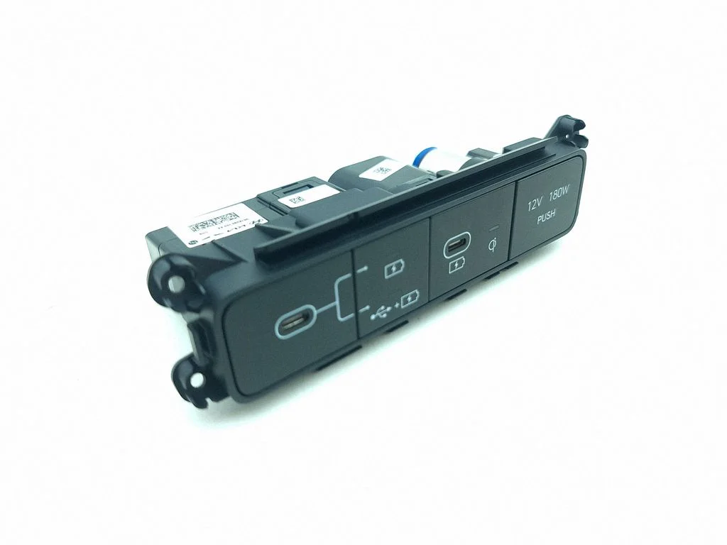 USB ligzda 961A0BE100