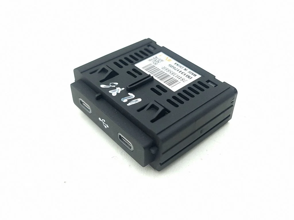 USB socket connector 284H38566R