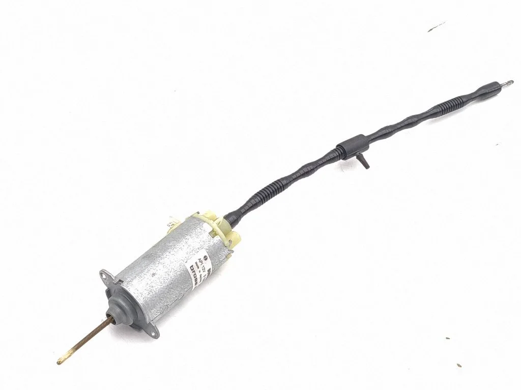 Seat adjustment motor 0130002650