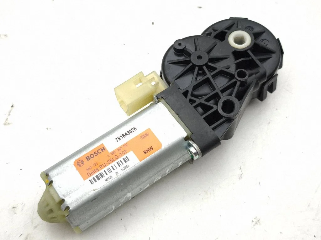 Sēdekļa regulēšanas motoriņš 0390203833