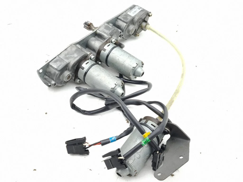 Sēdekļa regulēšanas motoriņš 99662433200