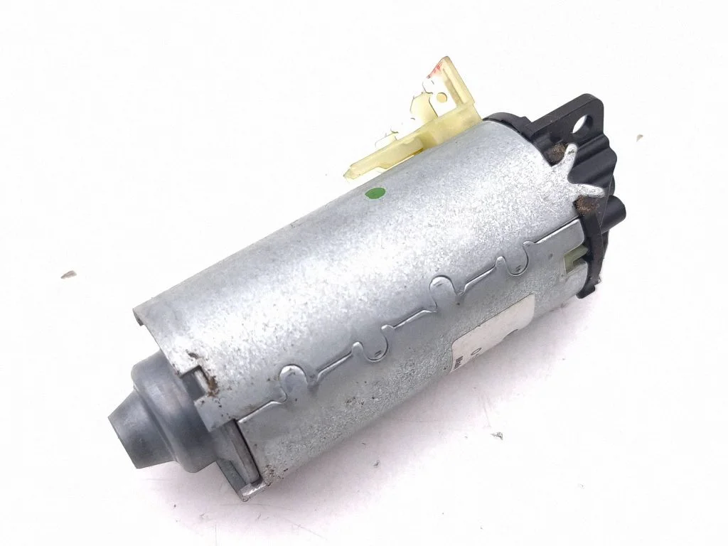 Seat adjustment motor 0130002665