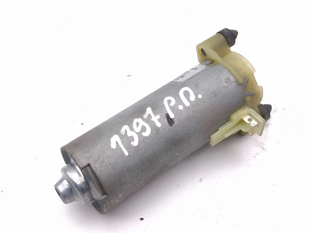 Seat adjustment motor 0130002624