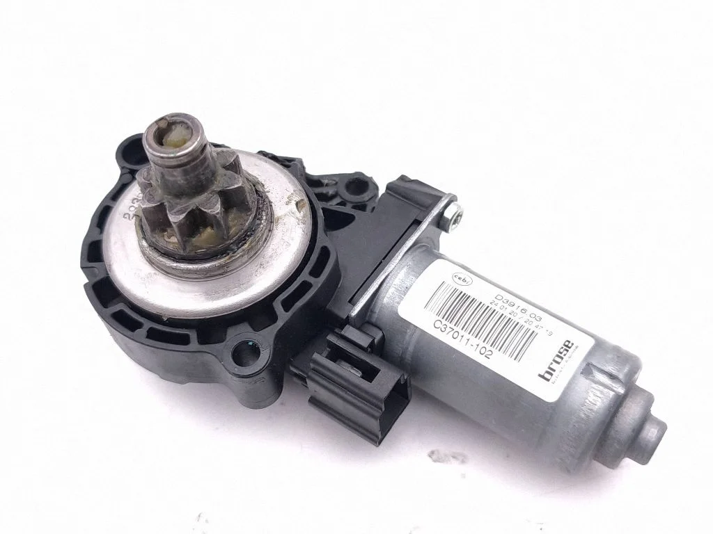 Seat adjustment motor D391603