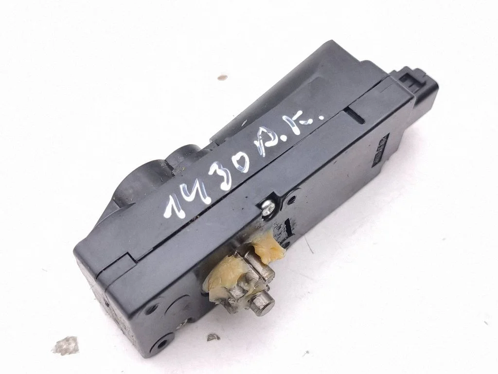Sēdekļa regulēšanas motoriņš 8582060170