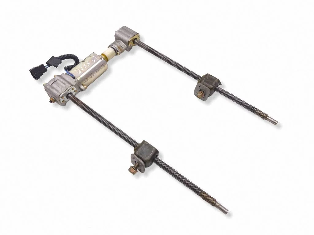 Seat adjustment motor – front right