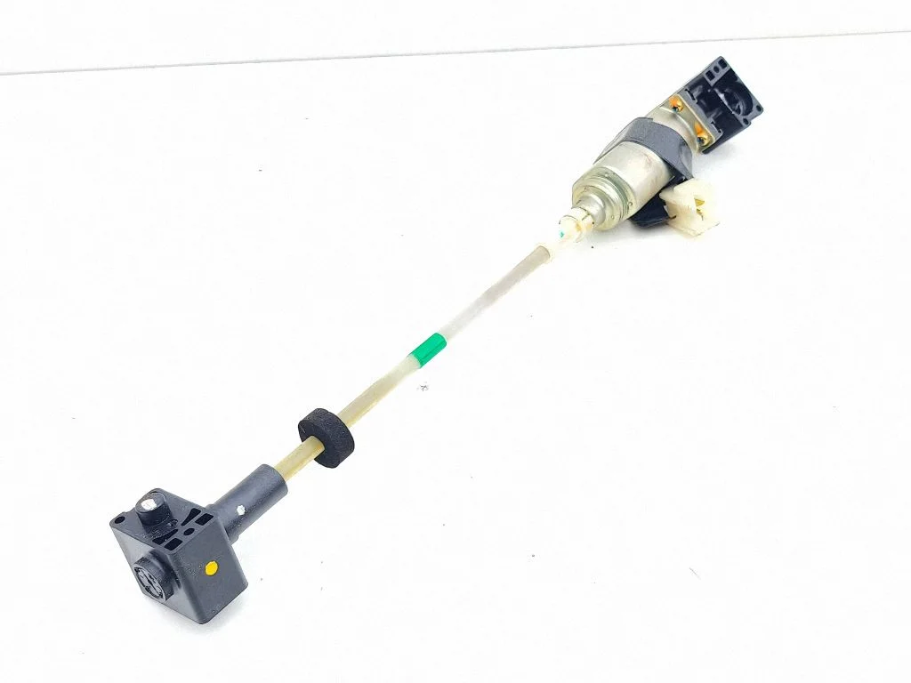 Seat adjustment motor – left