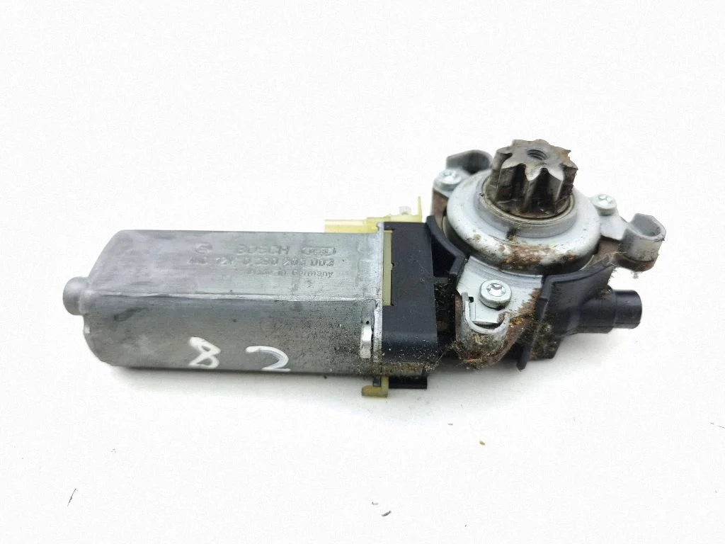 Seat adjustment motor – Mercedes-Benz C-Class W203 (2000-2007)