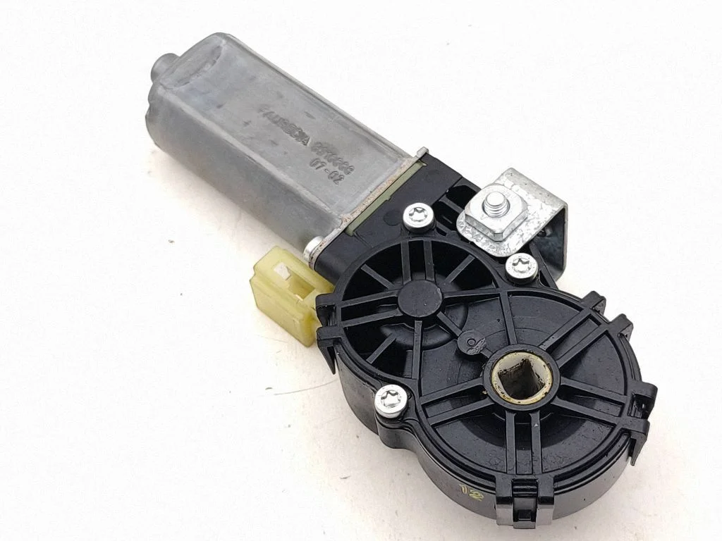 Seat adjustment motor – BMW 7 Series E65 E66 (2001-2008)