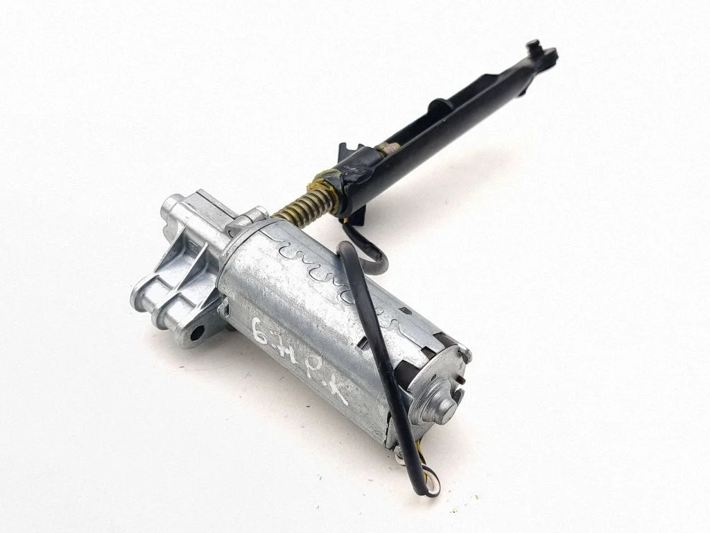 Seat adjustment motor 404528