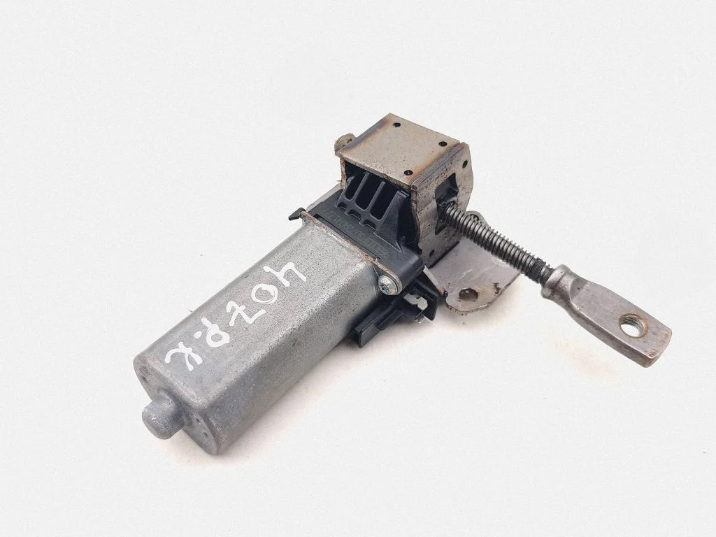 Seat adjustment motor – Audi A7 S7 4G (2011-2017)