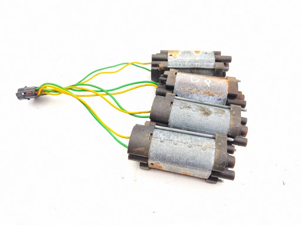 Silniczek regulacji fotela 0130008025 – Rolls-Royce Silver Spur (1980-1998)