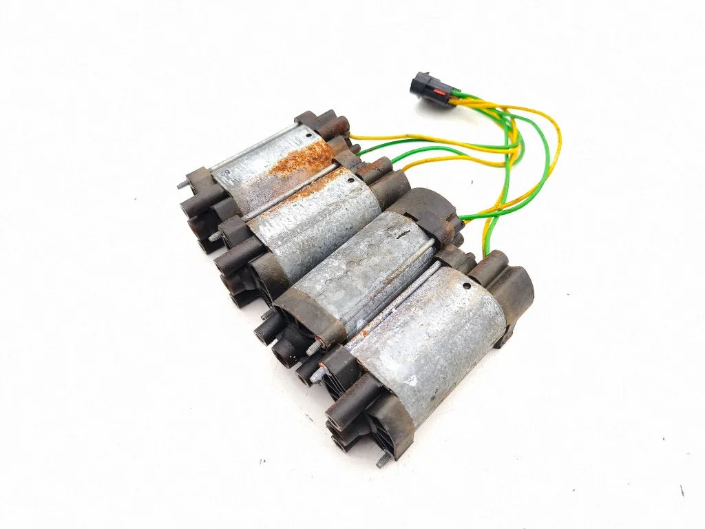 Silniczek regulacji fotela 0130008025 – Rolls-Royce Silver Spur (1980-1998)