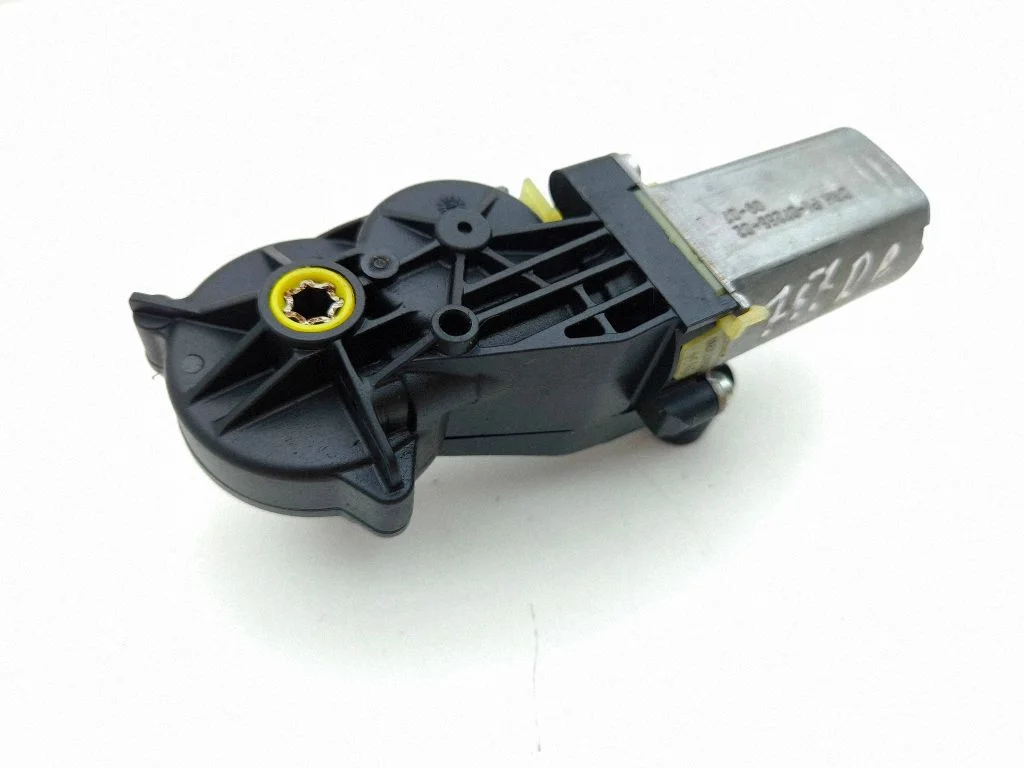 Seat adjustment motor P10725502