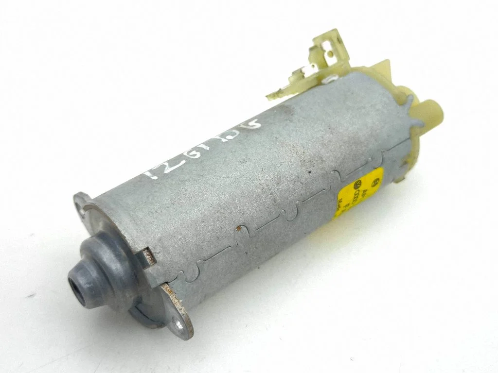 Seat adjustment motor 0130002584