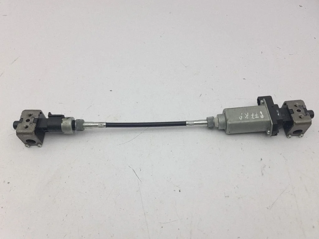 Seat adjustment motor – front left