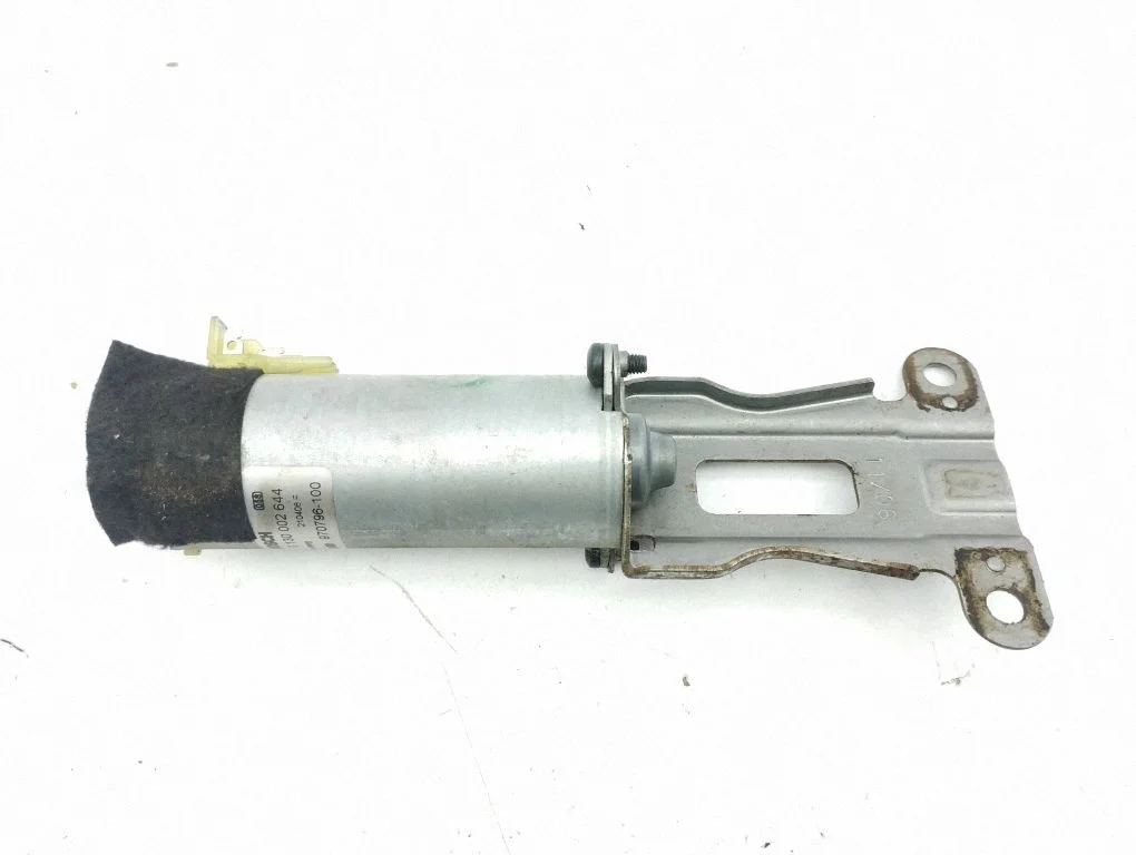 Seat adjustment motor – Mercedes-Benz S-Class W221 (2005-2013)