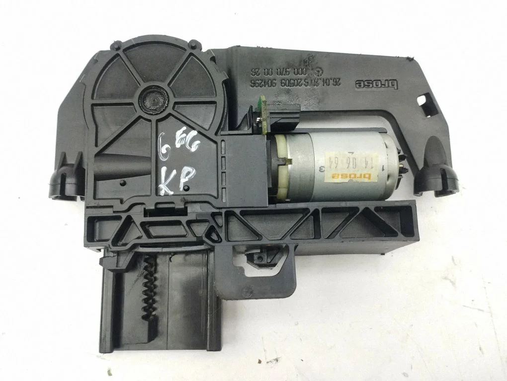 Seat adjustment motor – Mercedes-Benz S-Class W221 (2005-2013)