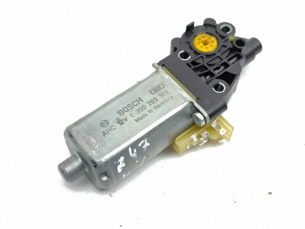 Seat adjustment motor 0390203389