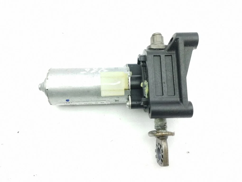 Seat adjustment motor J13818648